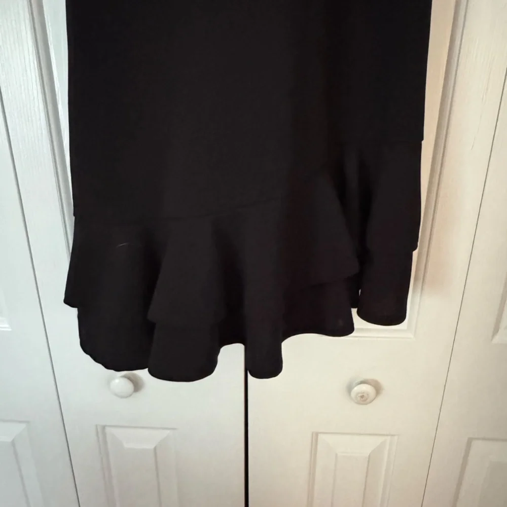 Amazon - Ruffe Dress - Picture 2 of 4